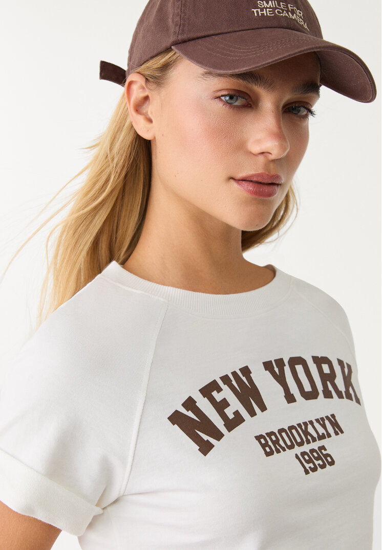 camiseta cropped texto
