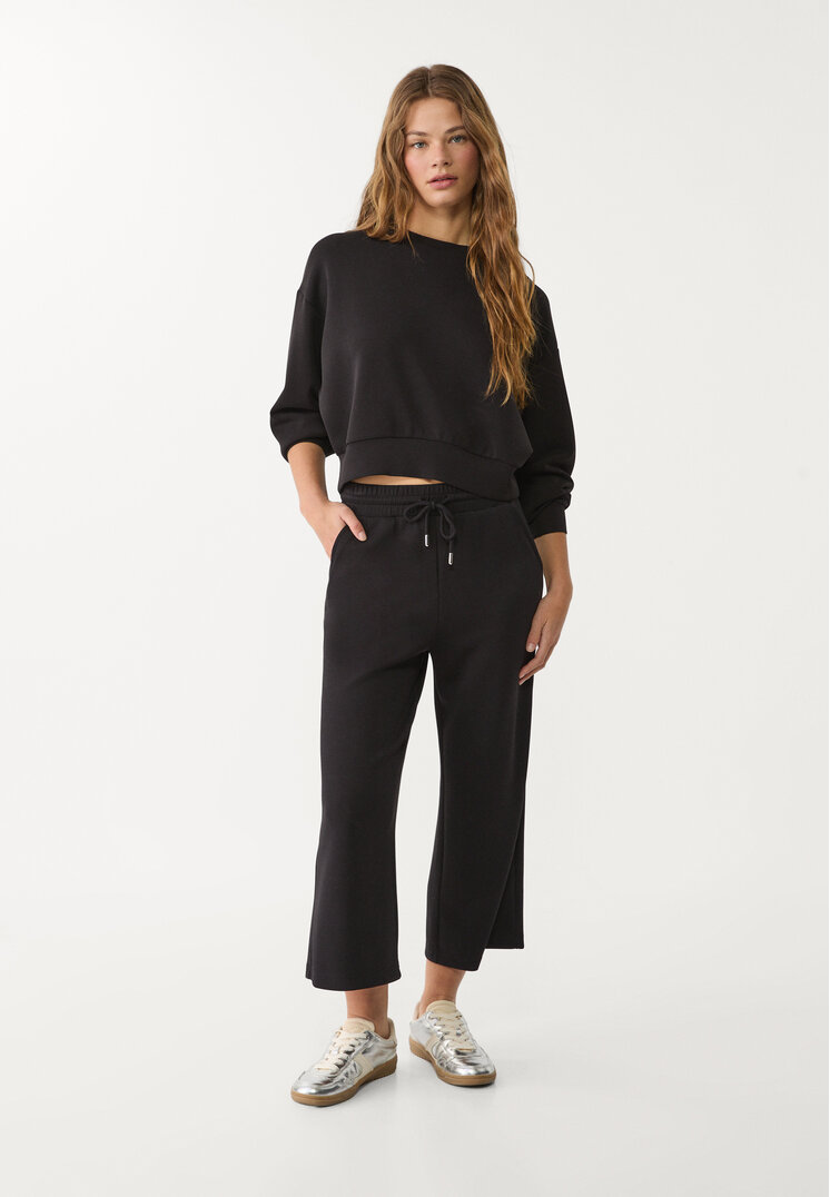 Stradivarius Pantaloni Culottes Vaporoși Și Moi La Atingere Negru Xl