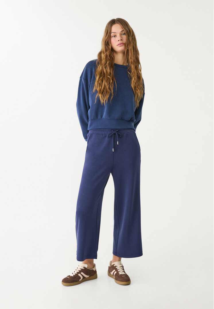 Stradivarius Pantaloni Culottes Vaporoși Și Moi La Atingere Bleumarin Xl