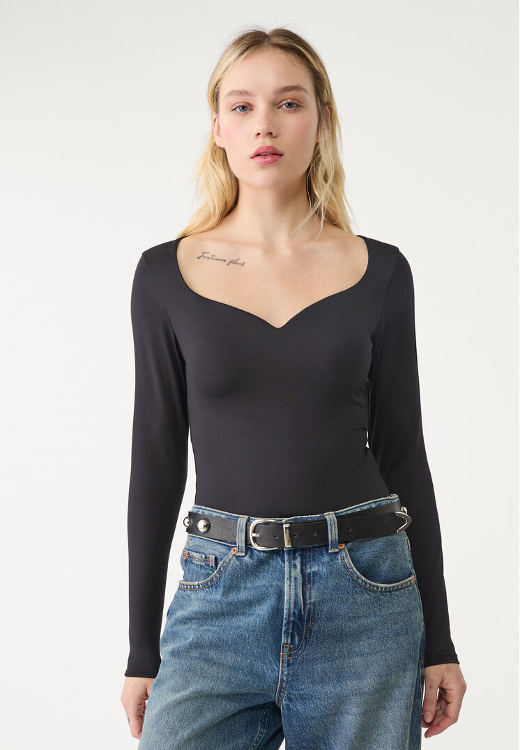 Stradivarius Body Cu Decolteu Inimă Negru L