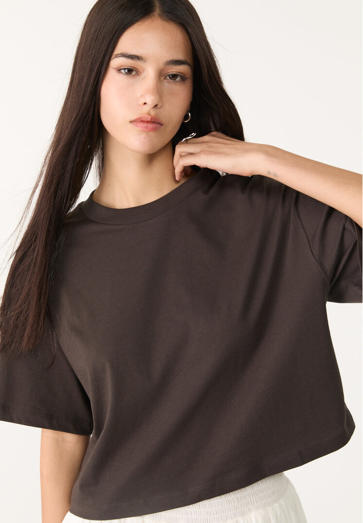 camiseta oversize crop