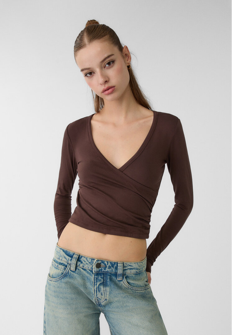 Stradivarius Tricou Din Viscoză Cu Decolteu În V Maro S