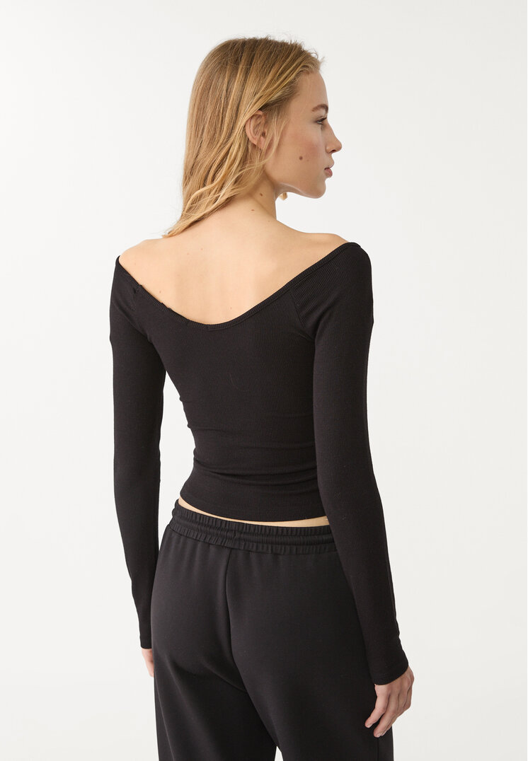 camiseta canale escote pico