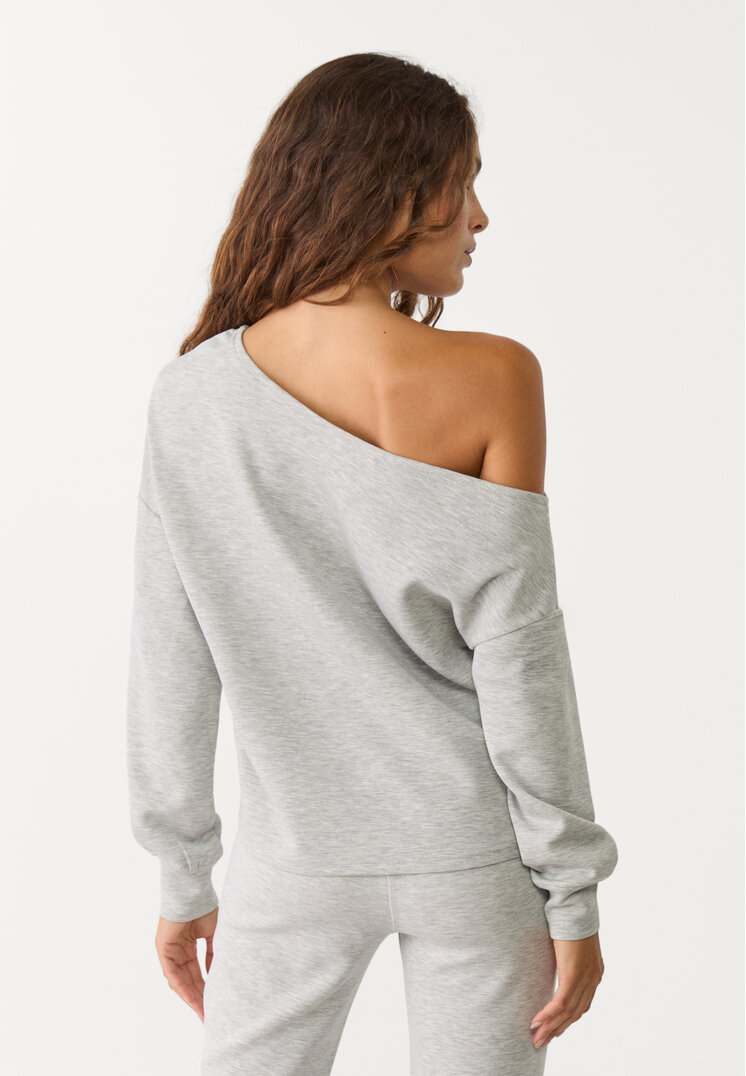 sudadera hombro descubierto tacto suave