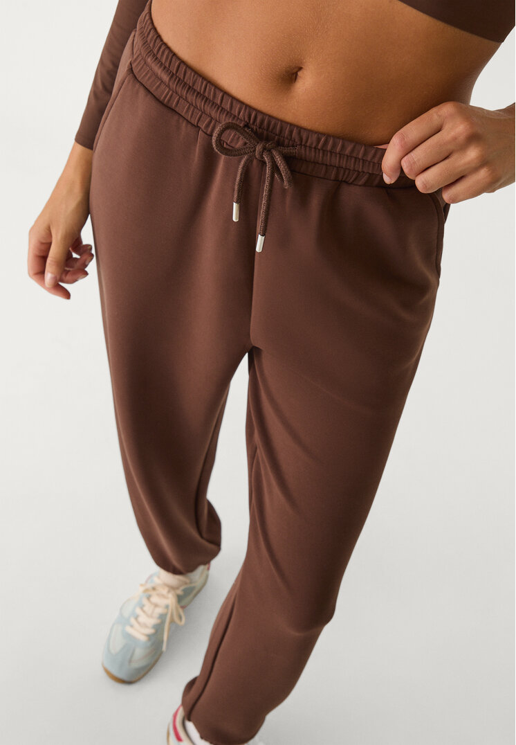 pantalon jogger tacto suave