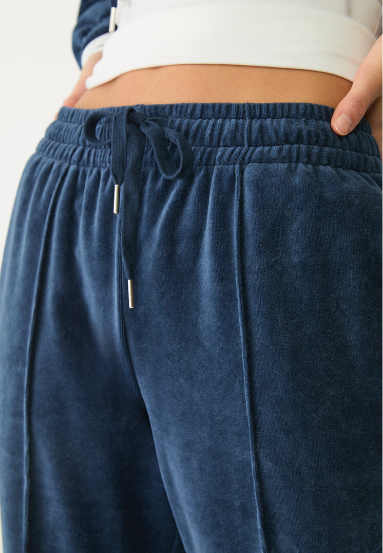 pantalon jogger terciopelo