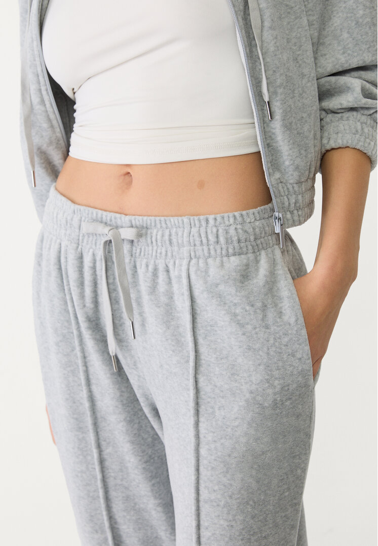 pantalon jogger terciopelo