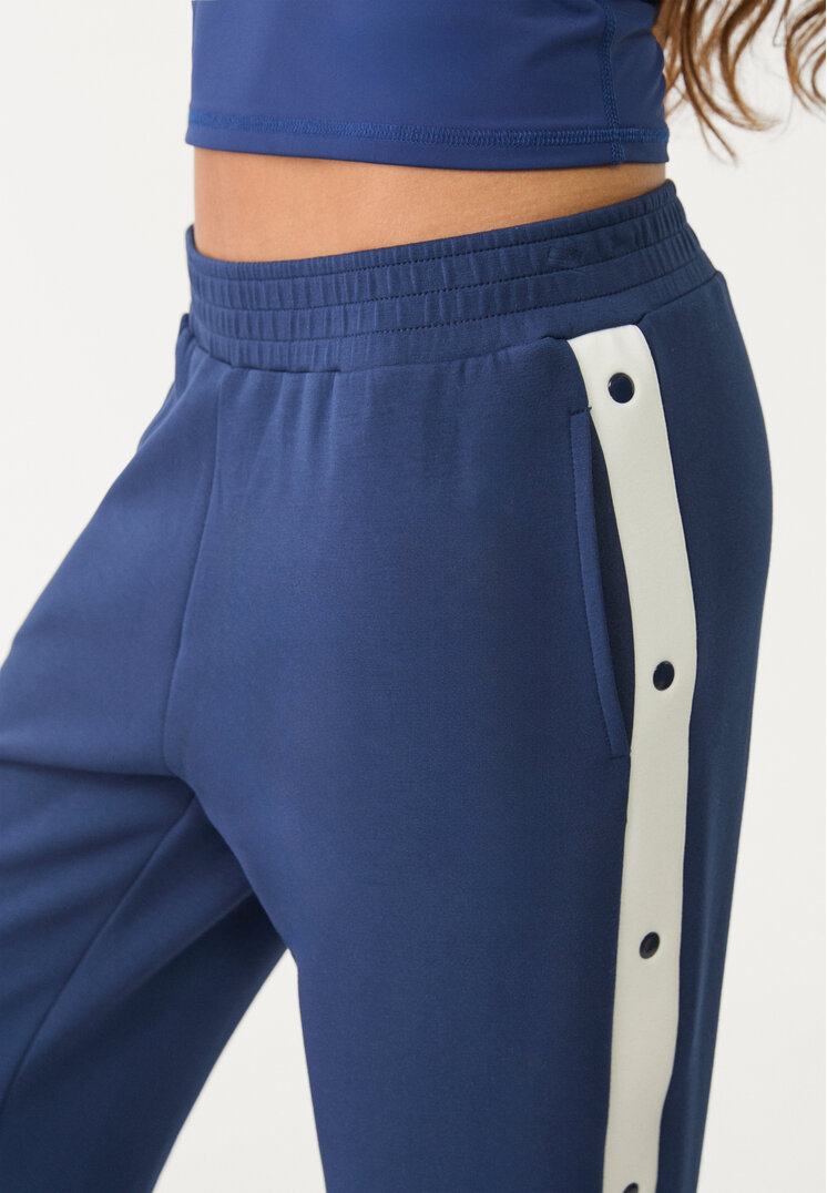 pantalon botones laterales soft