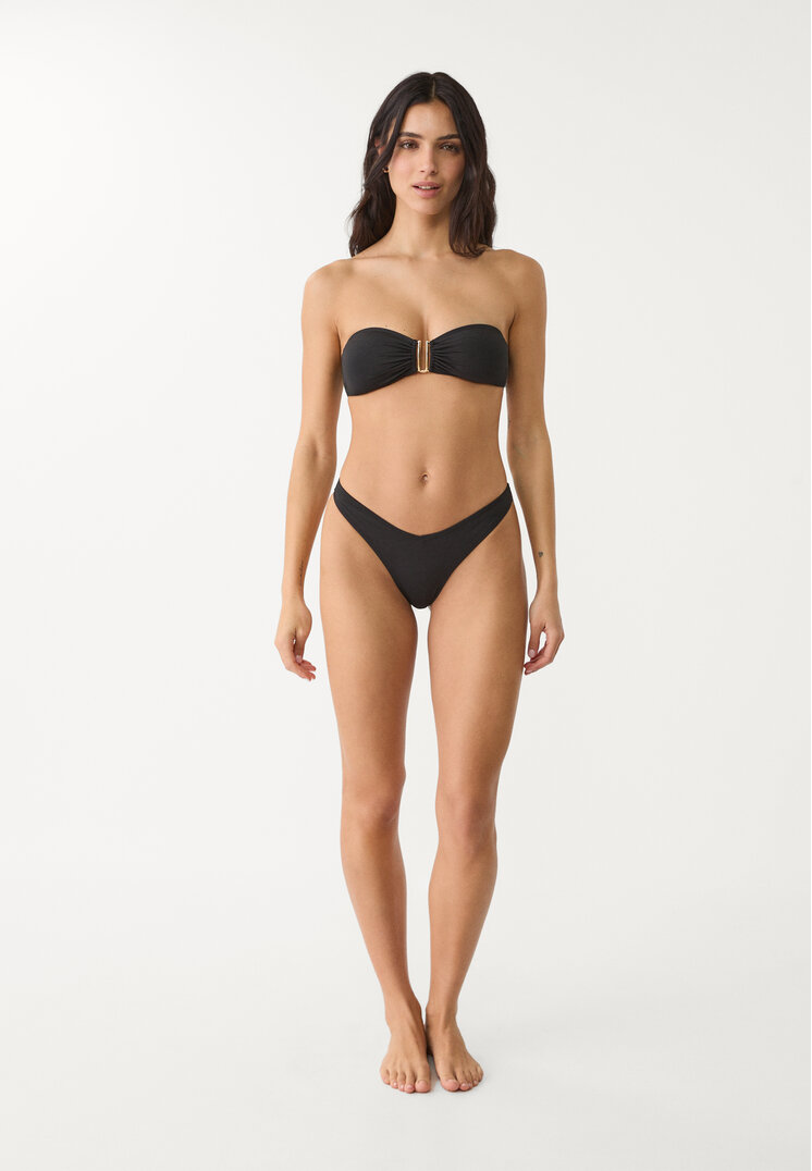 braguita bikini brasilena pico