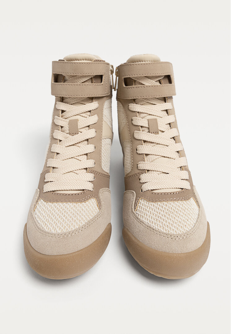 zapatillas abotinadas cuna interior