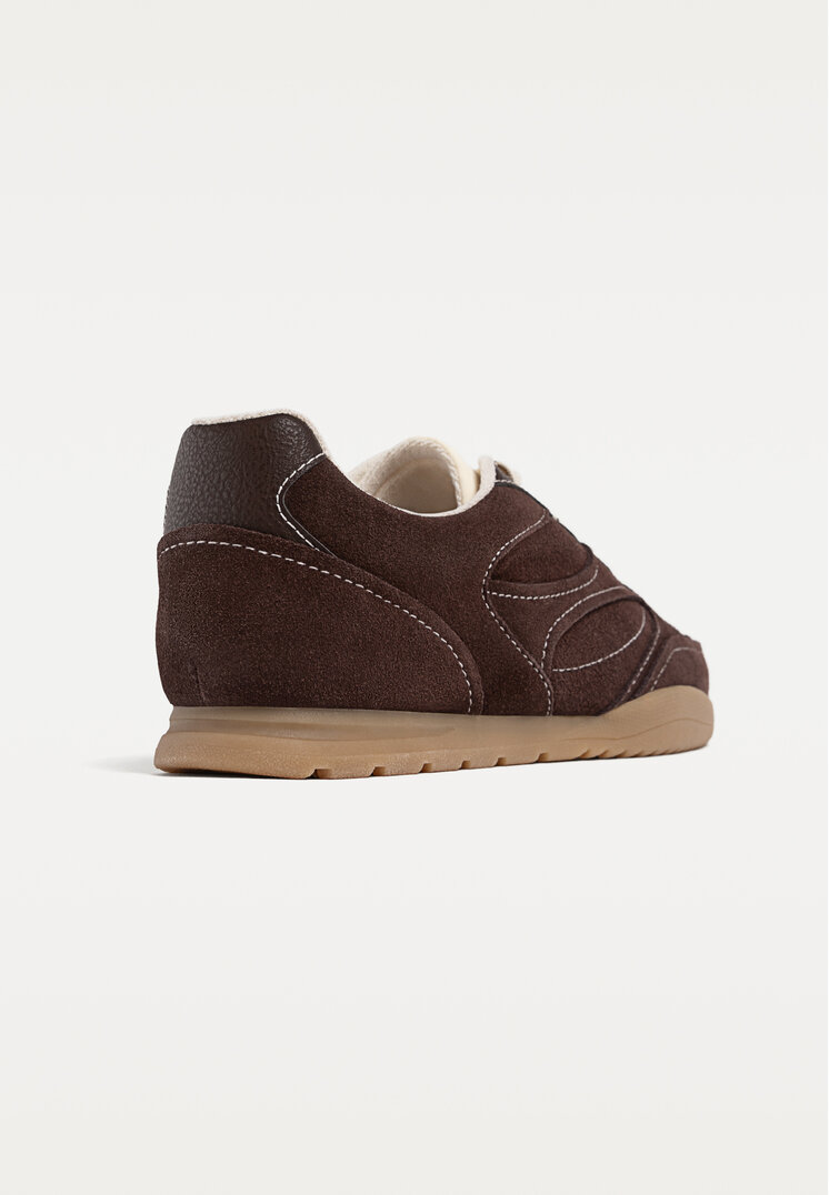 zapatillas serraje cosidos