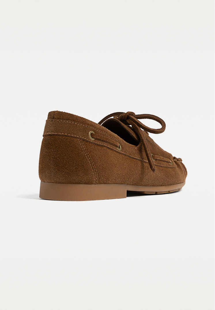 mocasin serraje cordones