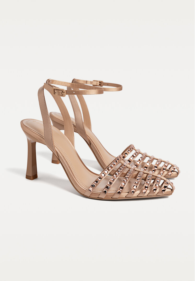 zapatos de tacon estilo cangrejera