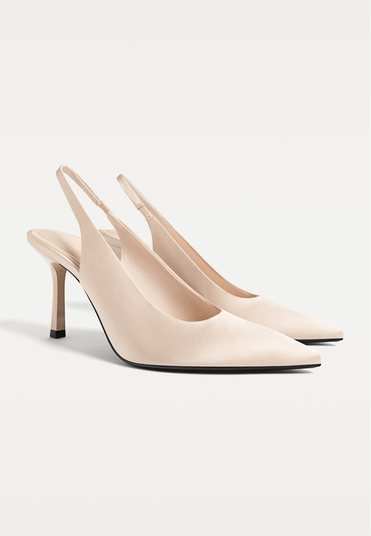 zapatos de tacon destalonados