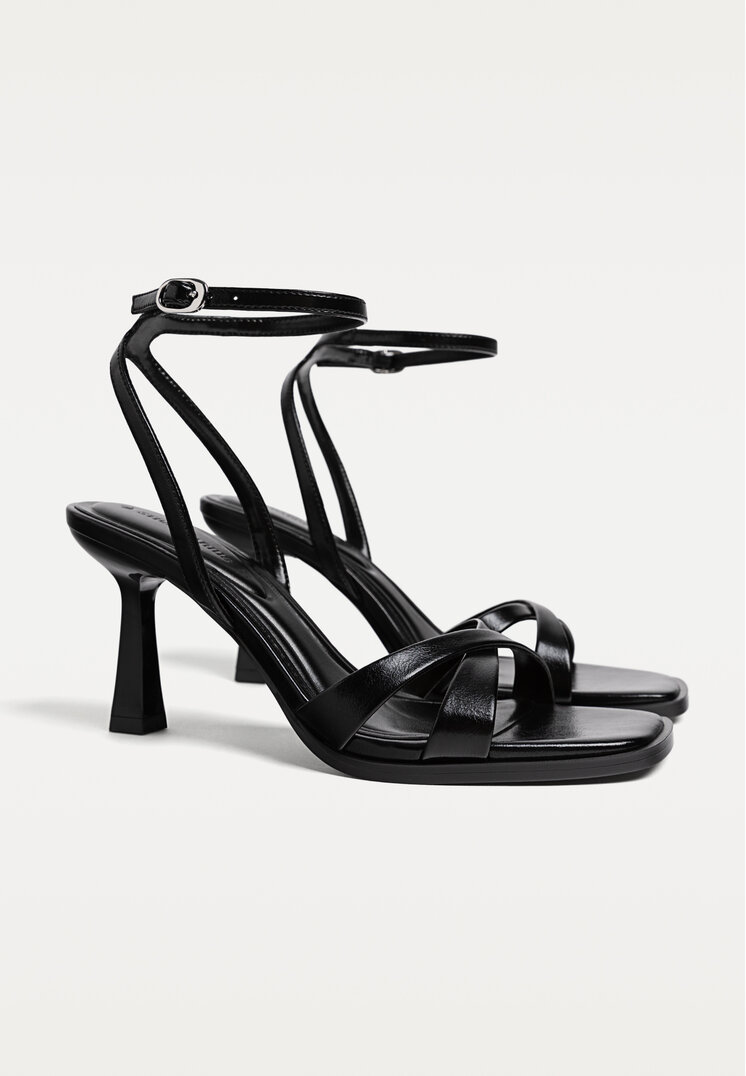 wide fit sandalias tacon negras