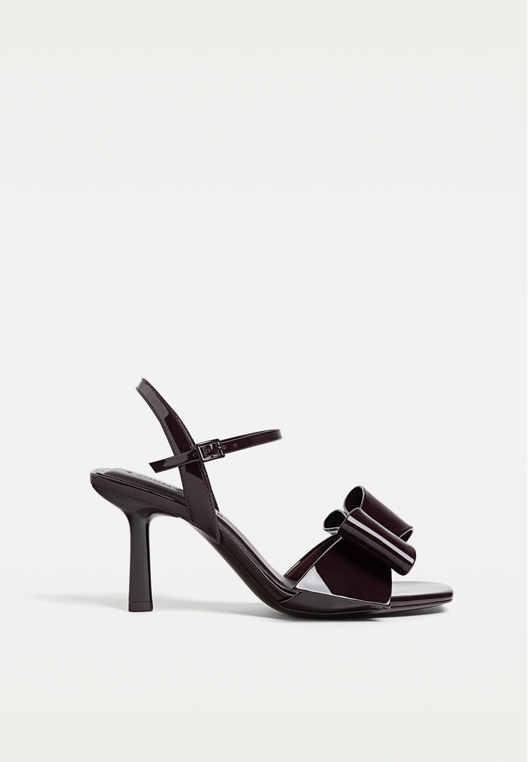 sandalias lazo charol