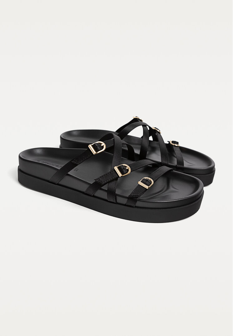 sandalias planas hebillas
