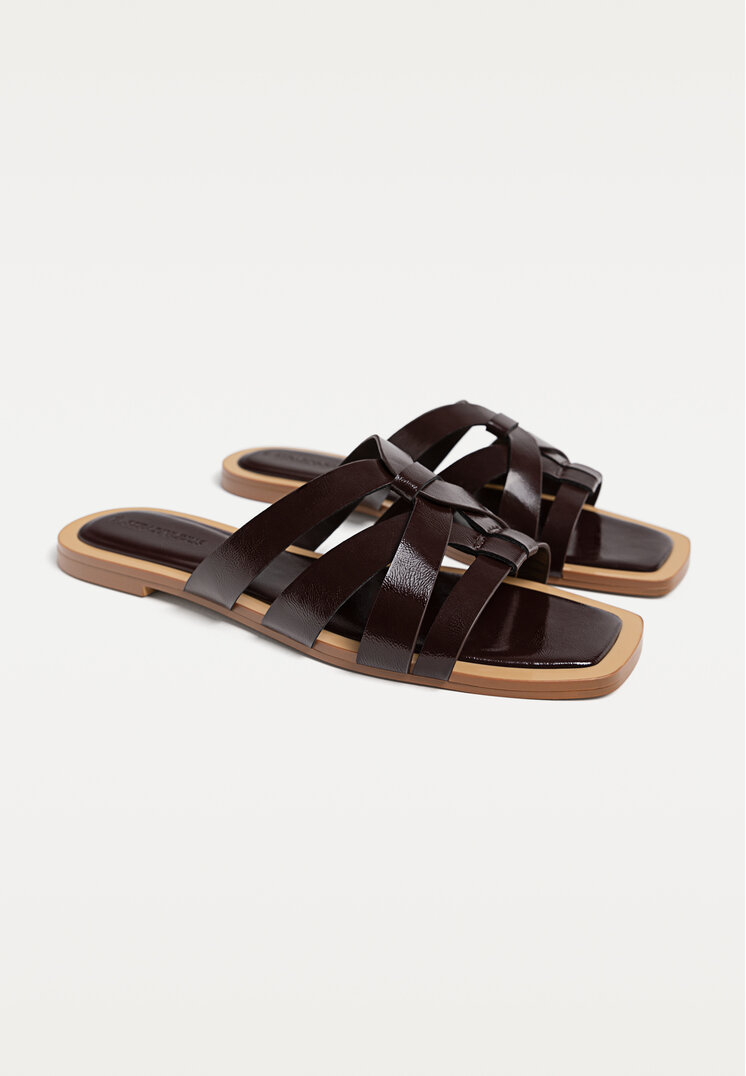 sandalias planas tiras