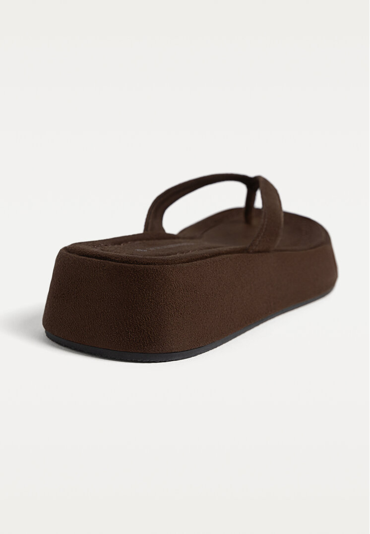 sandalias planas tejido
