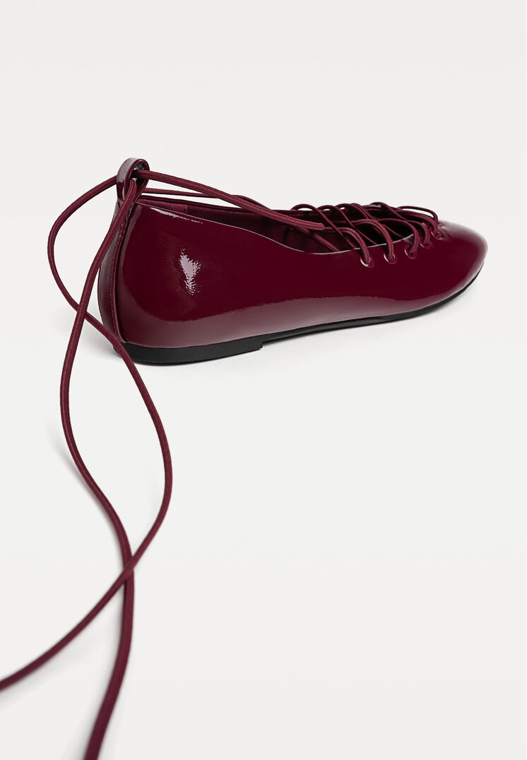 bailarinas lace up