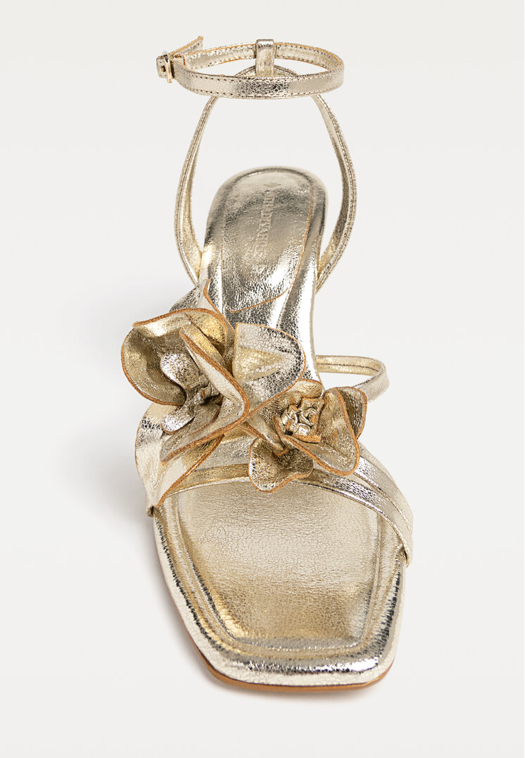 sandalias tacon detalle flor