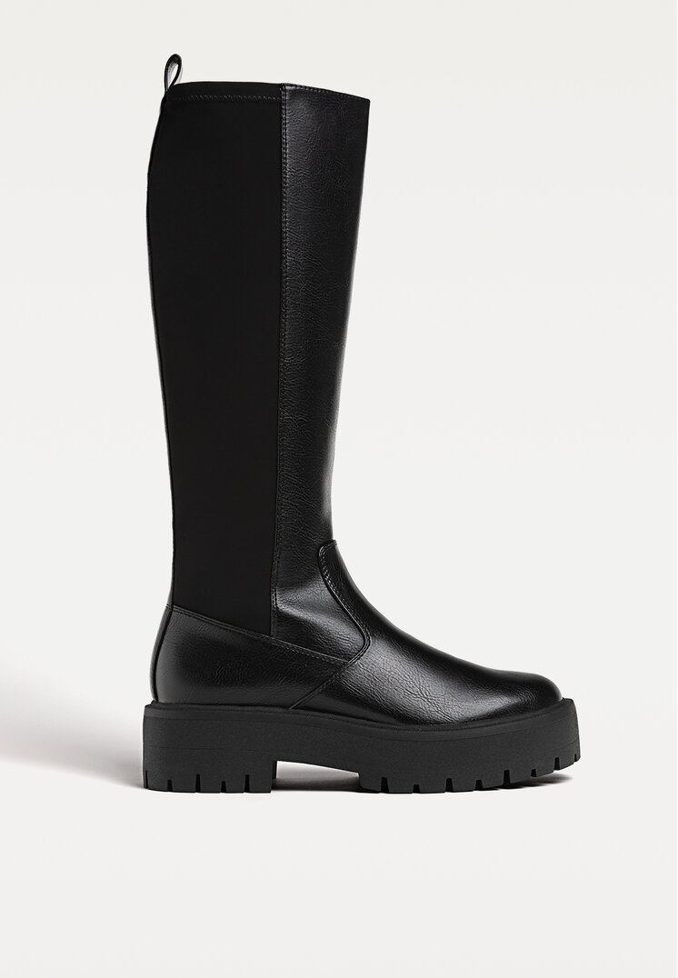 botas altas planas