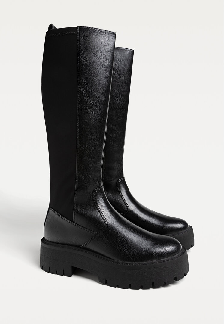 botas altas planas