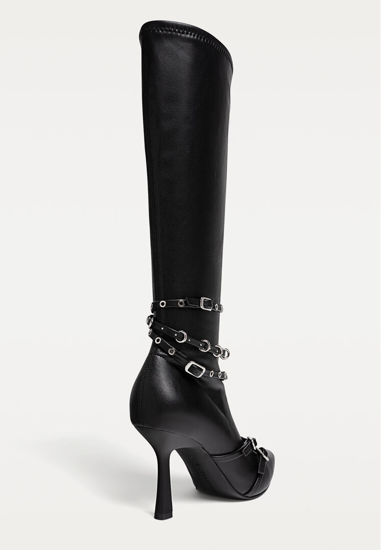 botas altas hebillas