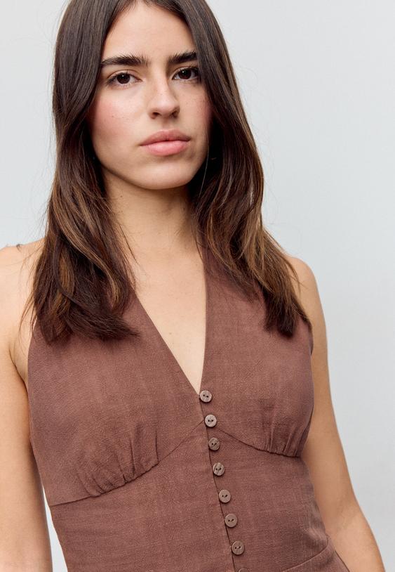 top halter botones efecto lino