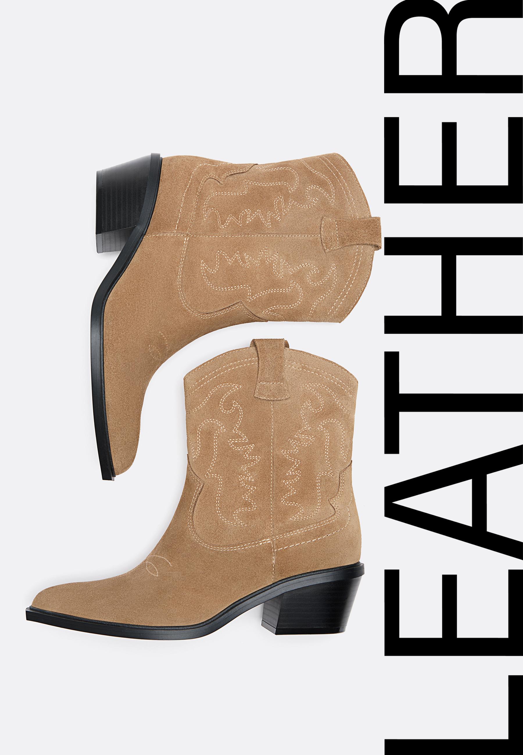 Split leather cowboy ankle boots — BEIGE