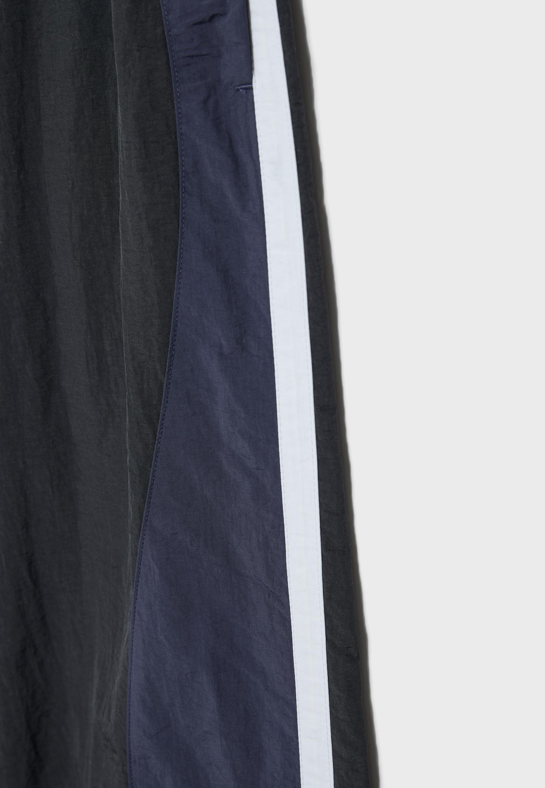 Technical trousers — Navy blue
