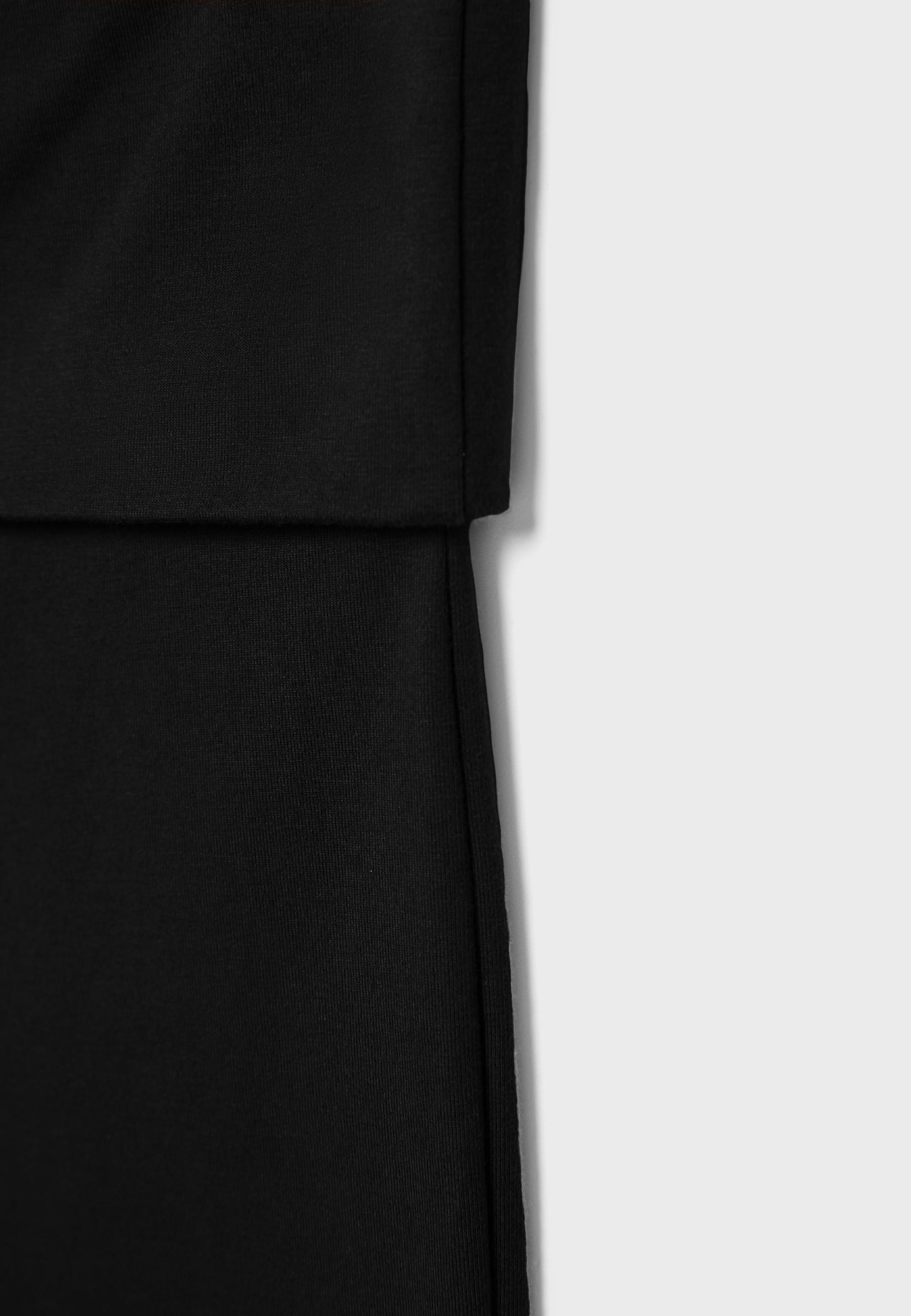 Capris — Black