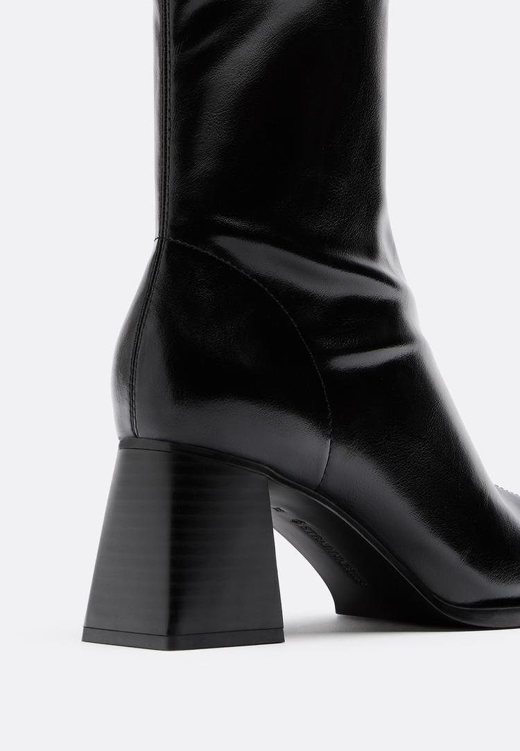 mid heel boots with stretch legs