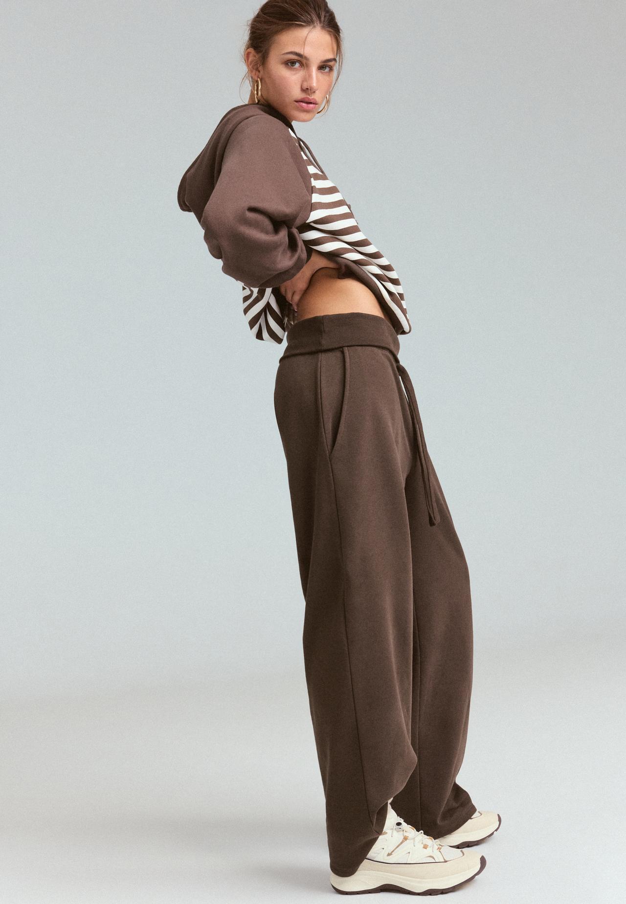 Straight-leg fold-over waistband joggers — Brown