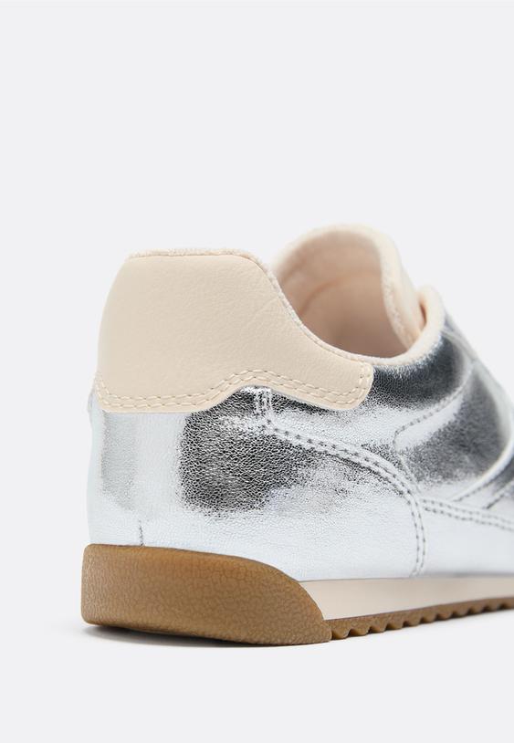 baskets effet metallise