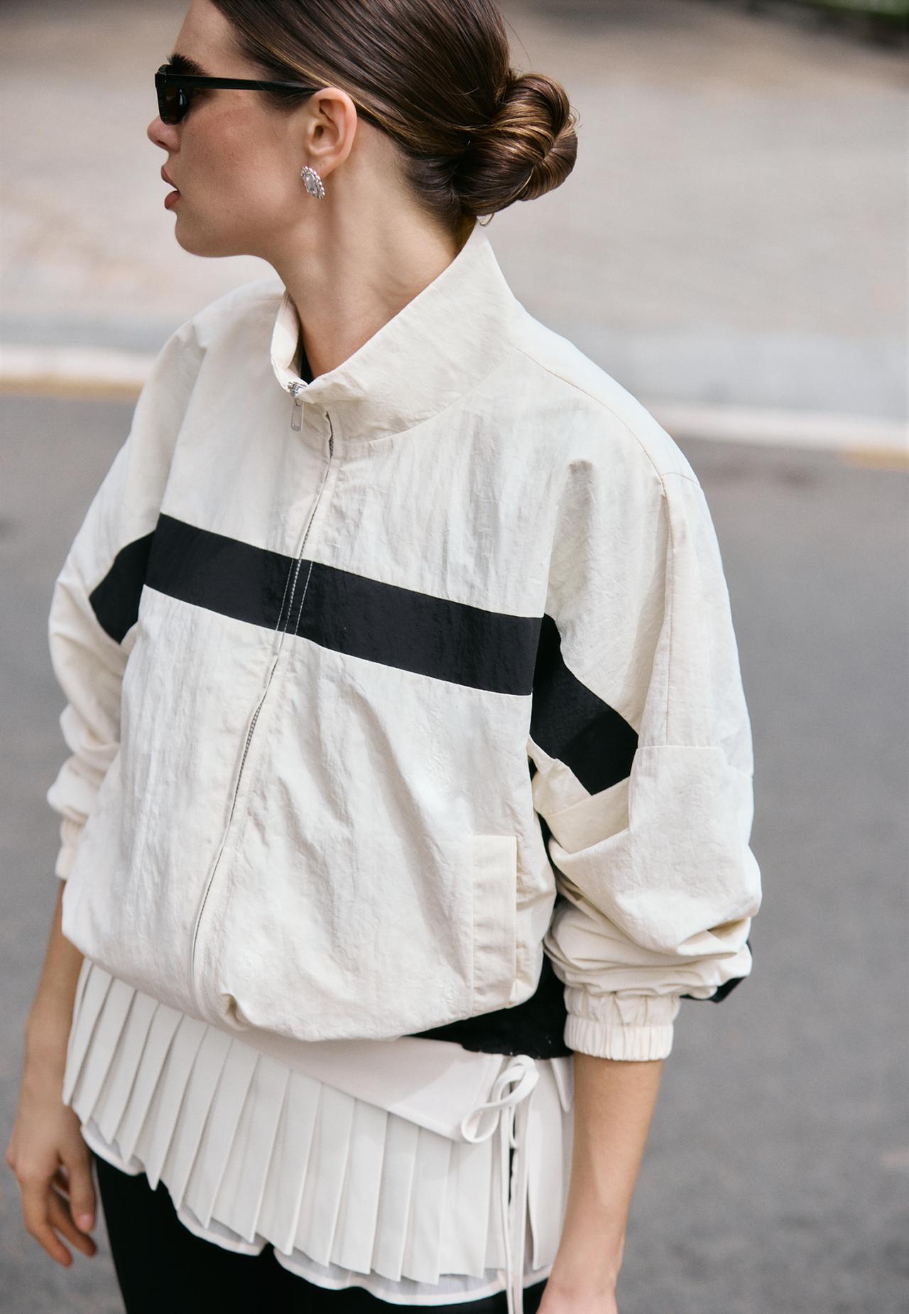 Pleated skirt belt — Ecru