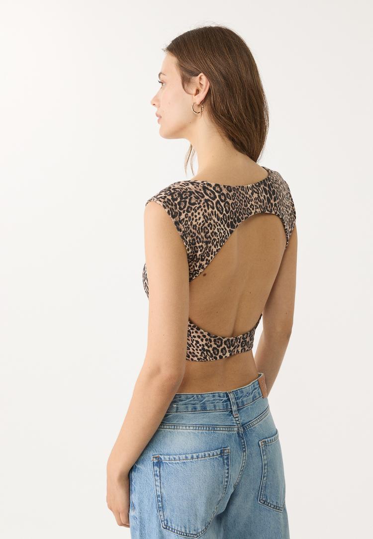 camiseta cropped abertura espalda