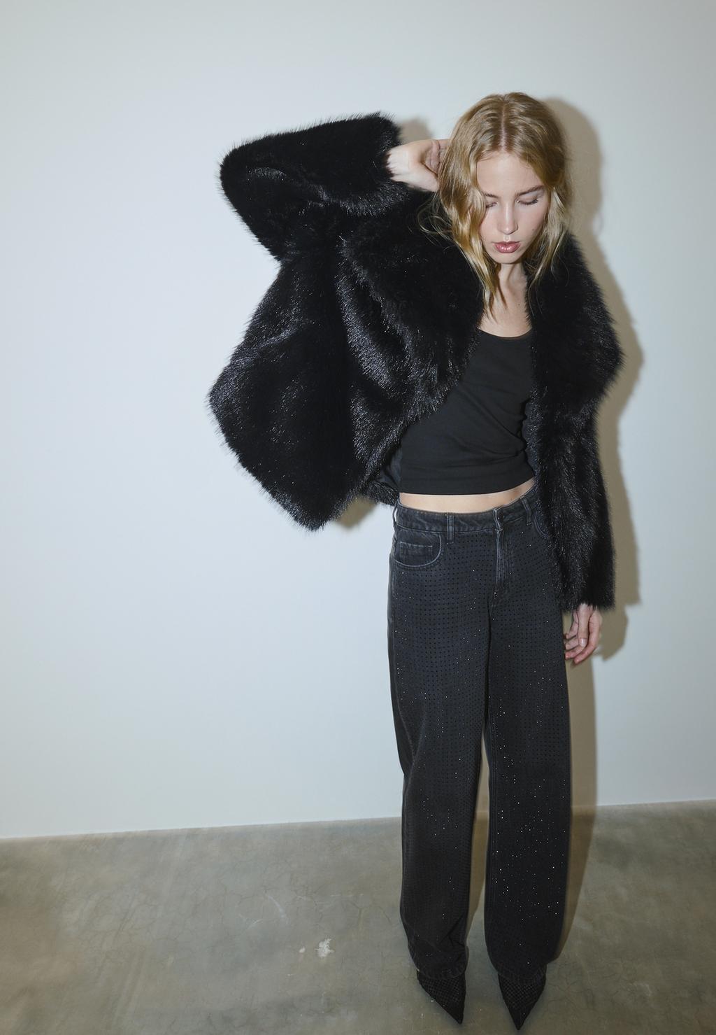 Blouson court fausse fourrure