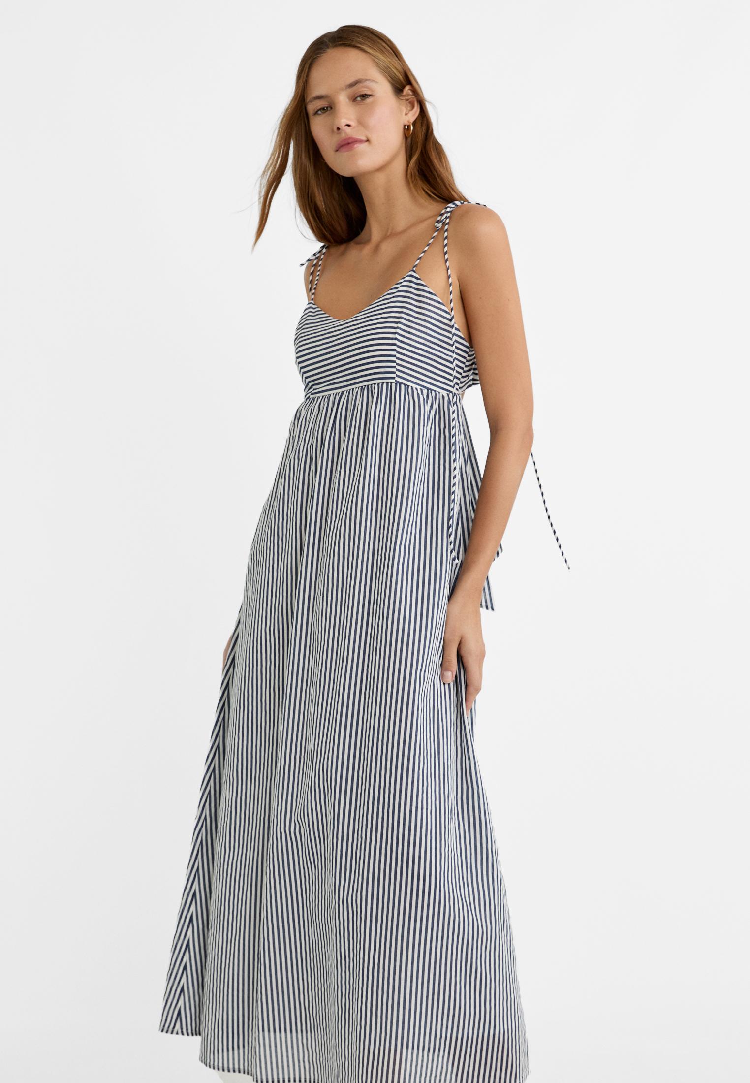 Stradivarius robe longue sale