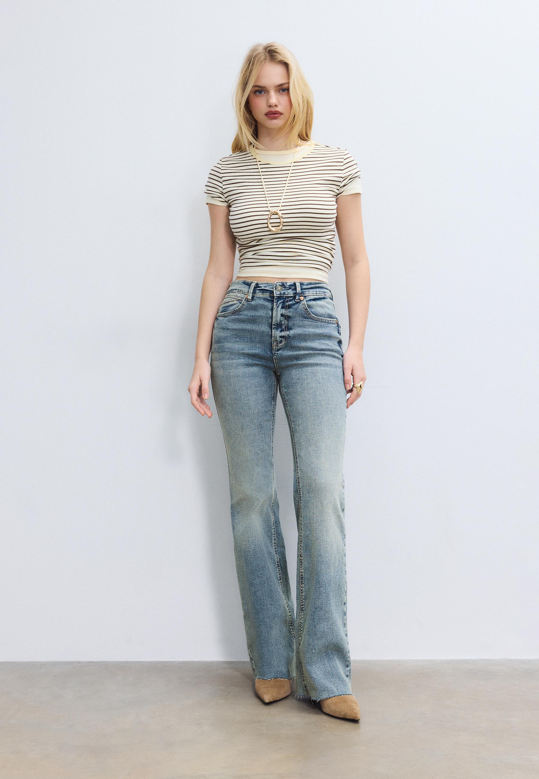 D74 Bell bottom jeans with split — MEDIUM LIGHT BLUE DENIM