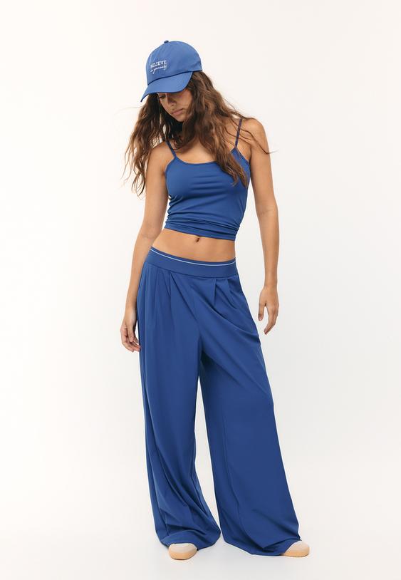 Stradivarius Basic Tank Top Electric Blue S