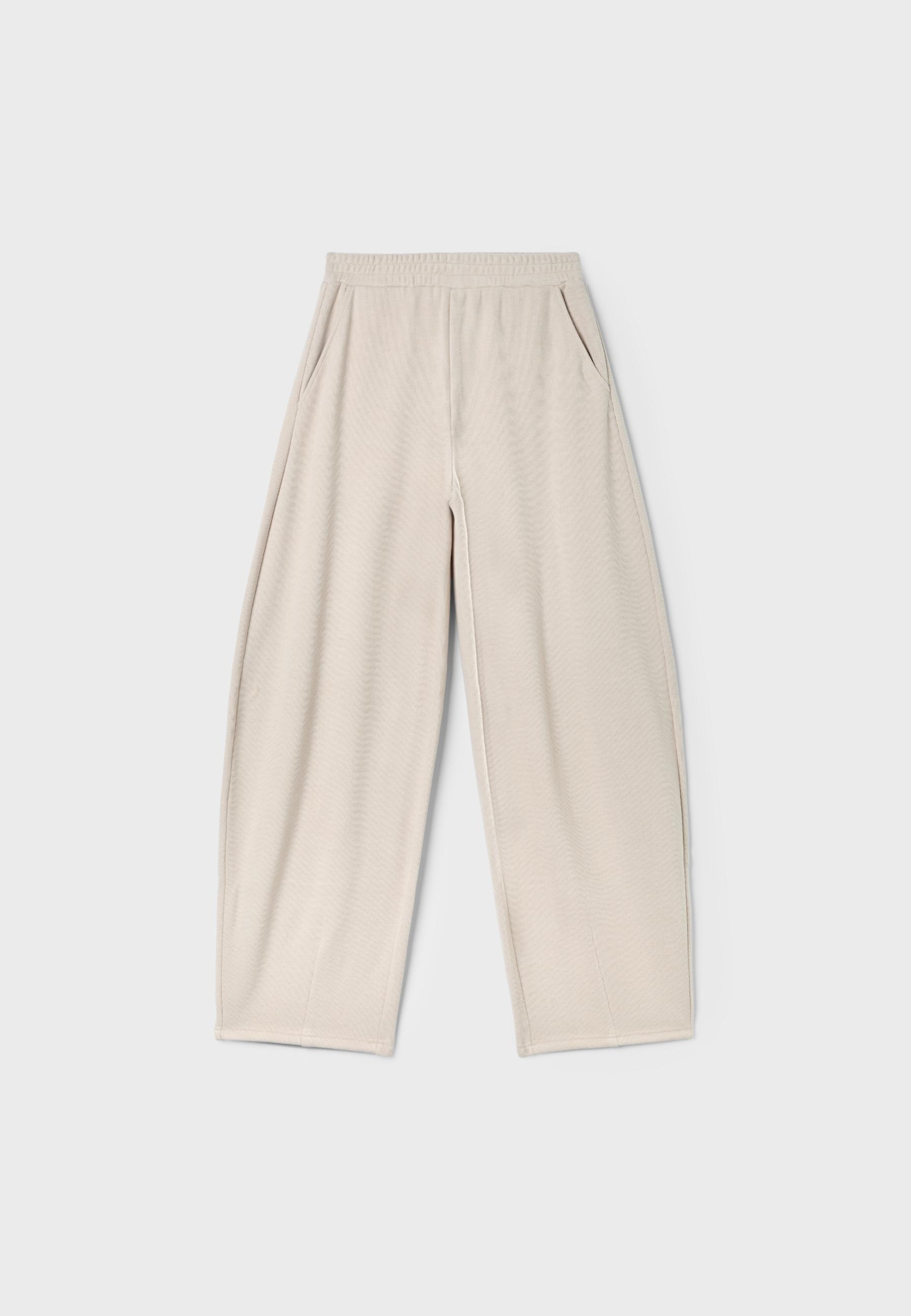 Pantalón jogger barrel tacto suave