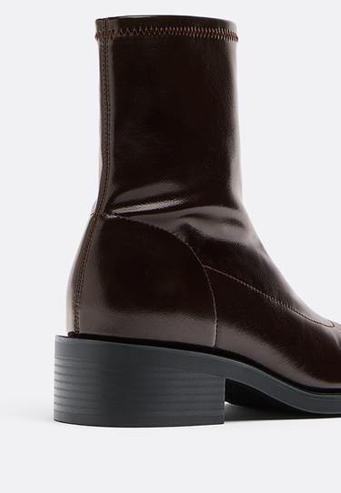 Flat stretch ankle boots — BROWN 4