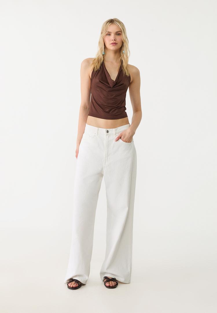 top halter escote fluido