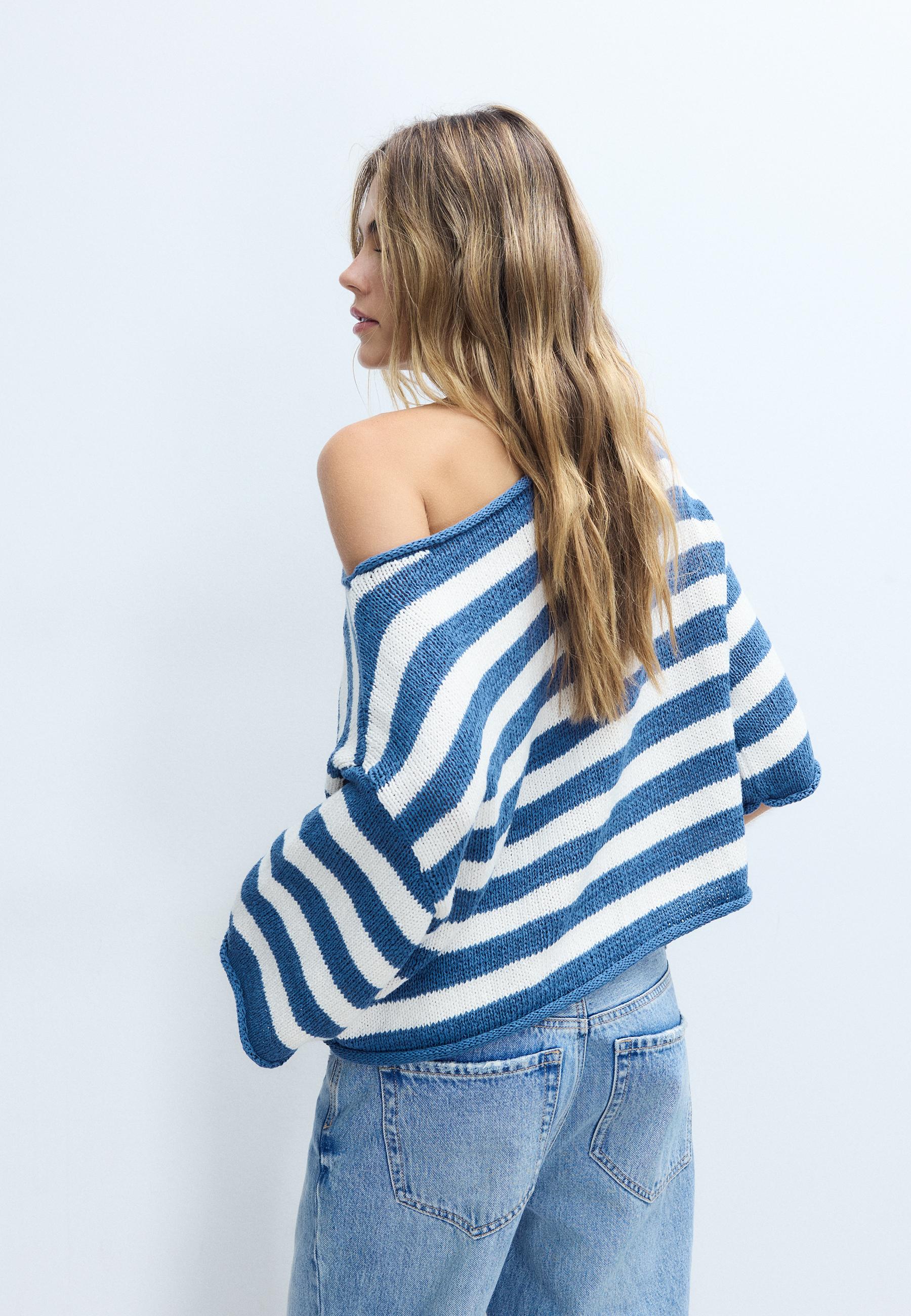 Boat neck knit sweater — Royal blue