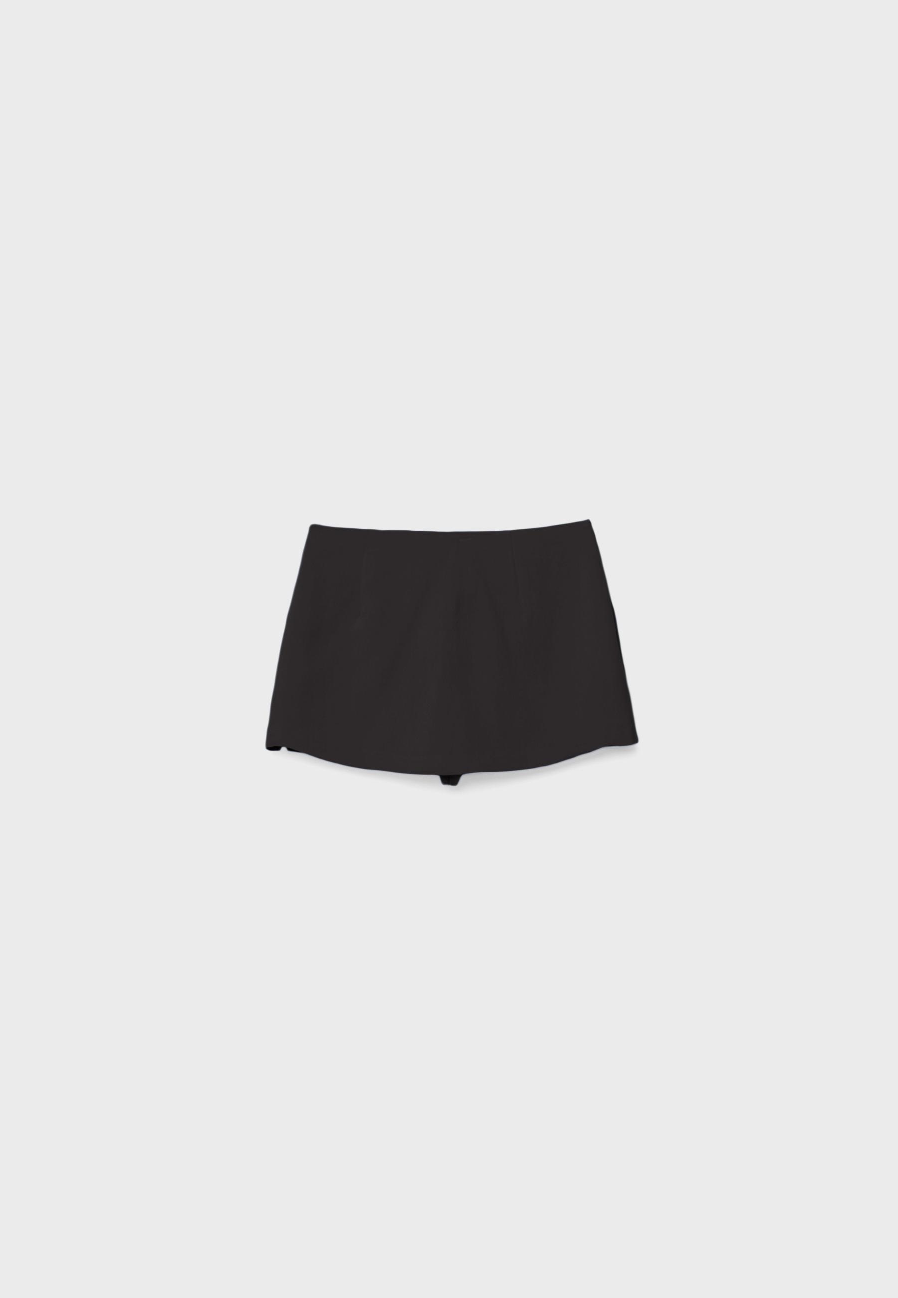 Mini skort — Black