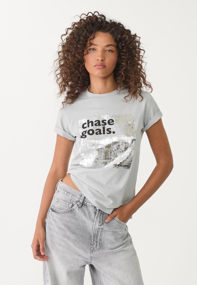 camiseta estampado metalizado