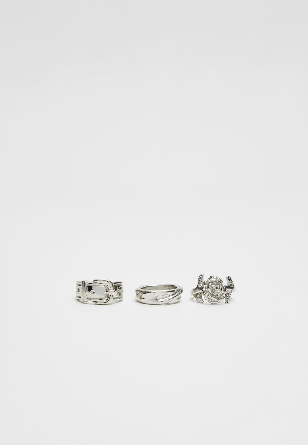 Set of 3 rose rings