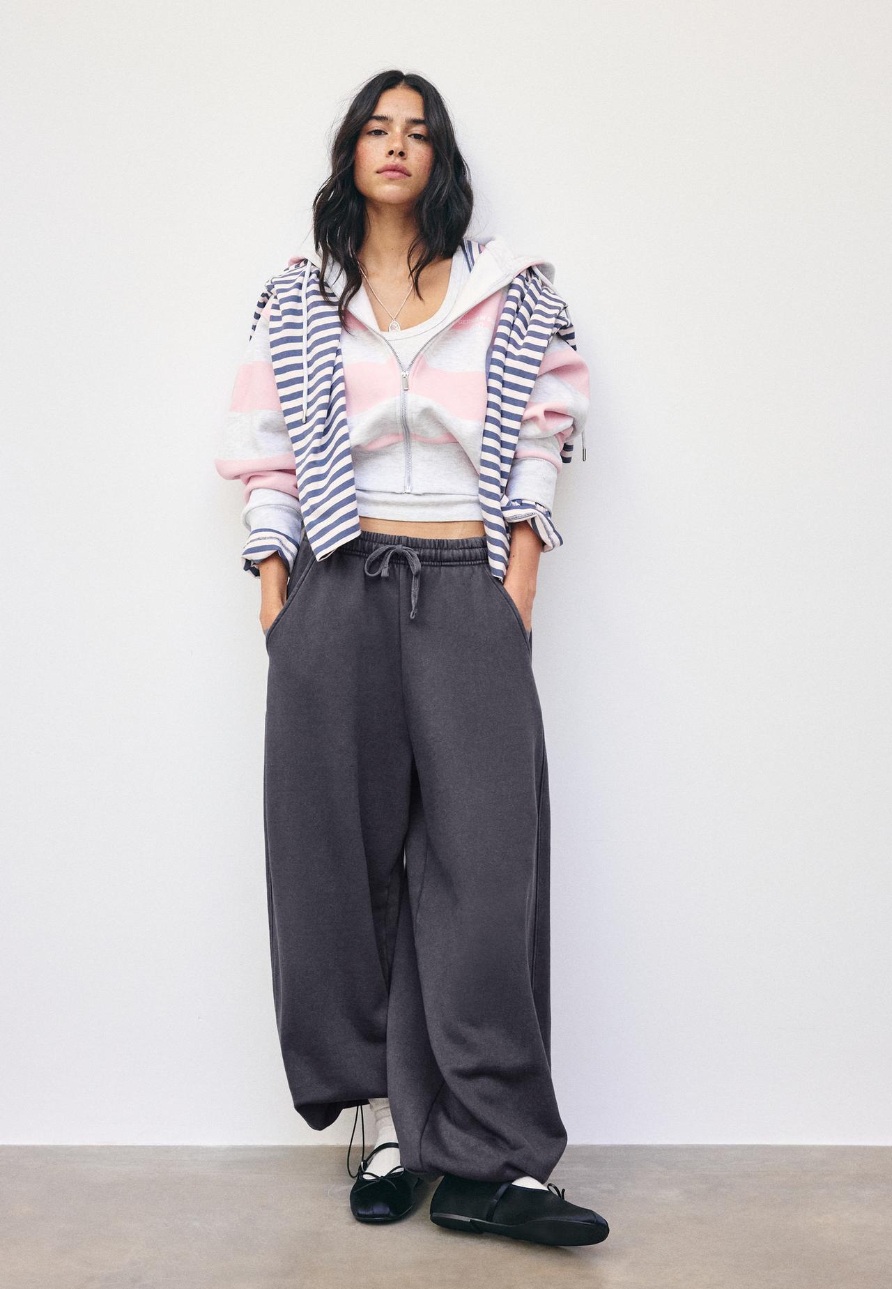 Plush acid wash joggers with toggles — Dark grey