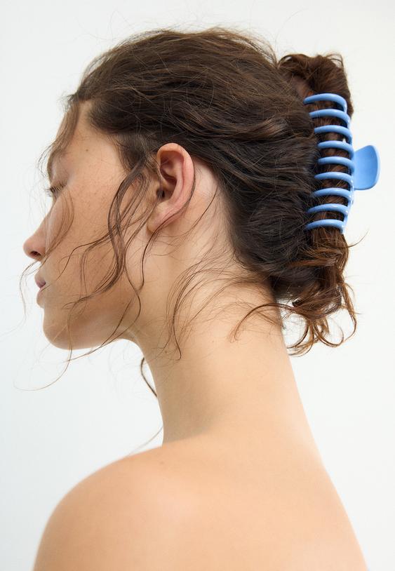 Stradivarius Set Of 2 Soft Touch Maxi Hair Clips Royal Blue Os